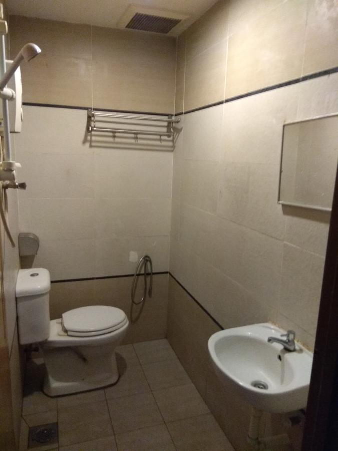Starview Hotel Lumut Esterno foto